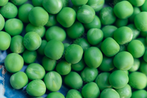 fresh green peas © Amy Buxton