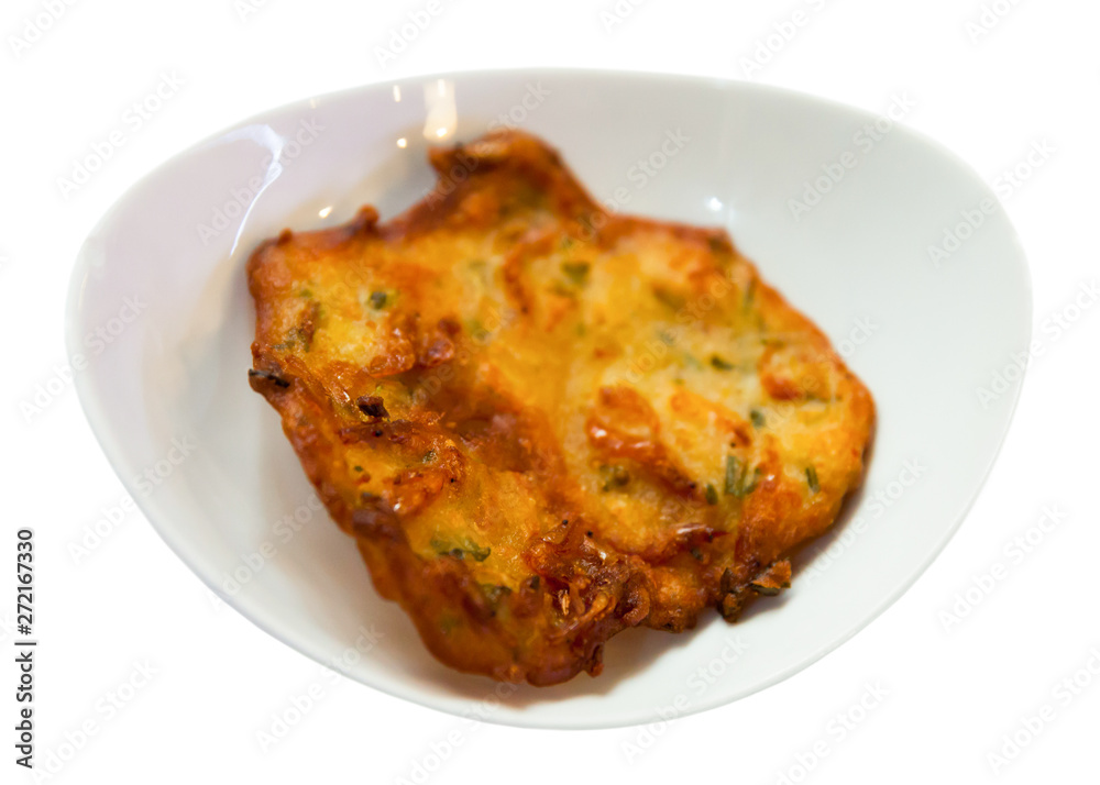 Naklejka premium Spanish tortilla with shrimp closeup