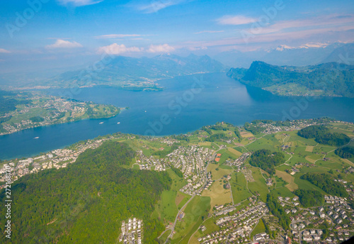 Vierwaldstettersee in der Schweiz photo