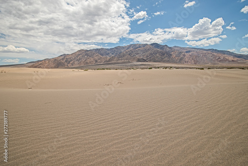 Fototapeta Naklejka Na Ścianę i Meble -  Mesquite Flat Sand Dunes, south california, death valley