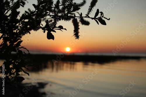 Bild auf Leinwand Ladoga lake sunrise