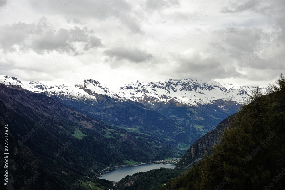 Scenic view in the swiss alps.