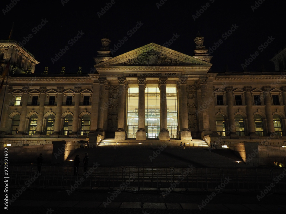 Bundestag parliament in Berlin at night