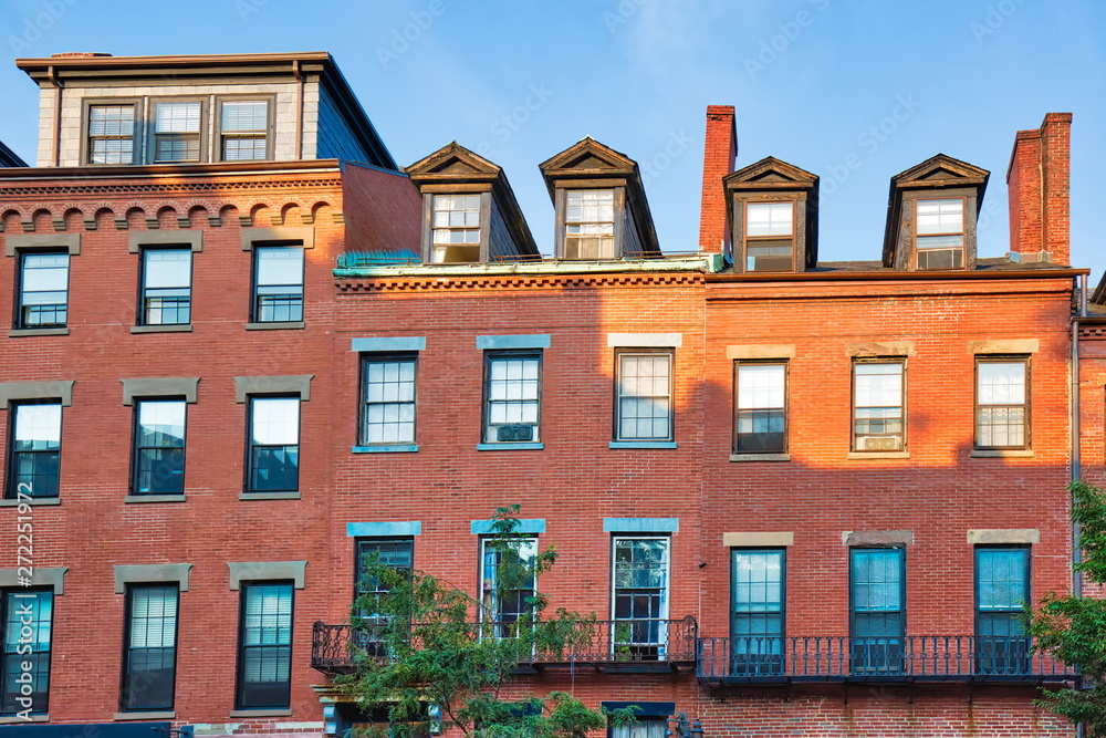 Landmark Boston Beacon Hill streets and historic brick buildings