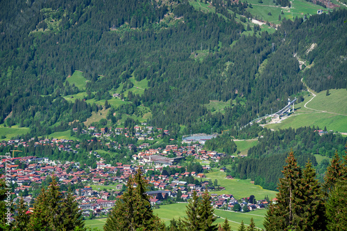 Blick auf Oberstdorf in Bayern