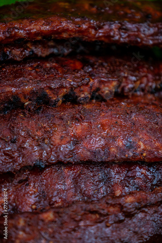 ribs in smoker 