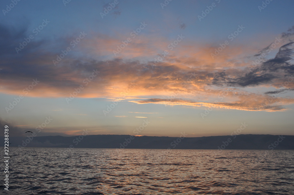 Obraz premium sunset over the sea