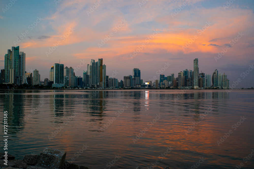 Fototapeta premium Panama nocą