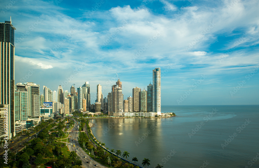 Naklejka premium Panama City by Day