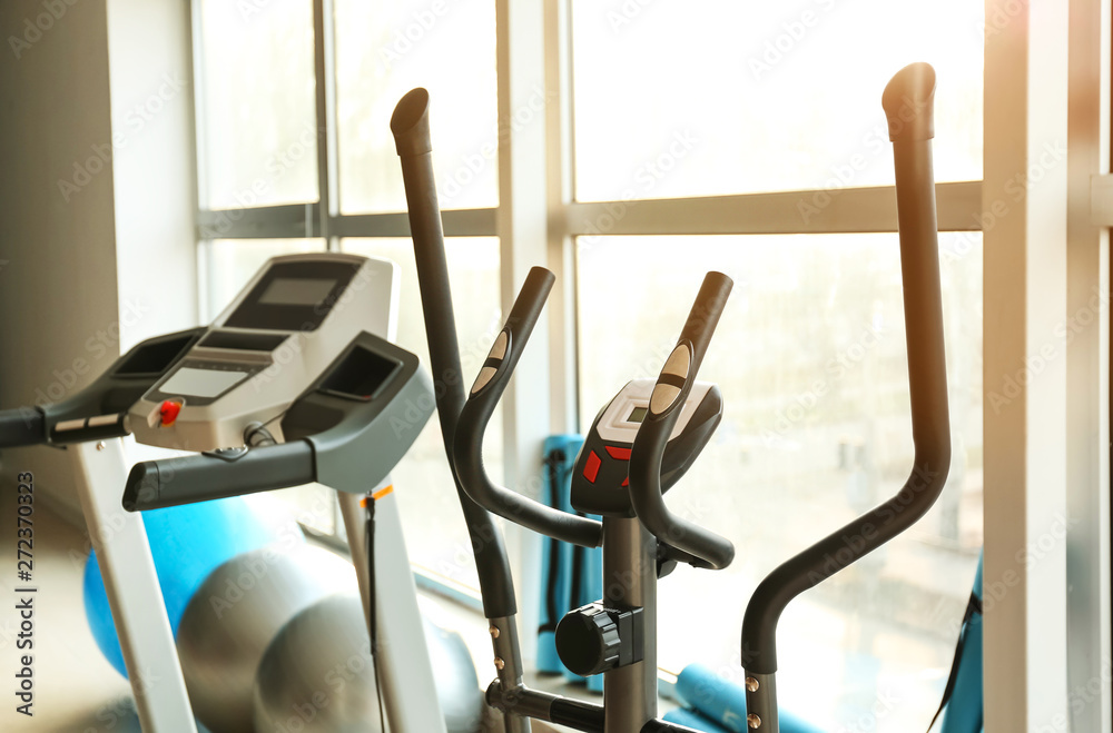 Naklejka premium Modern equipment in gym