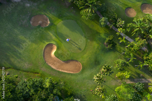 Obraz na płótnie Aerial view of the green golf course in Thailand. w salonie