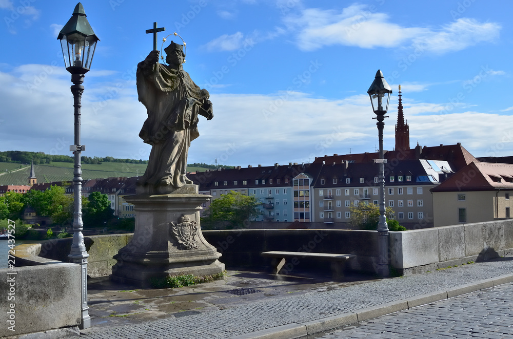 St.Nepomuk auf Alter Mainbrücke, Würzburg St.Nepomuk auf Alter Mainbrücke, Würzburg