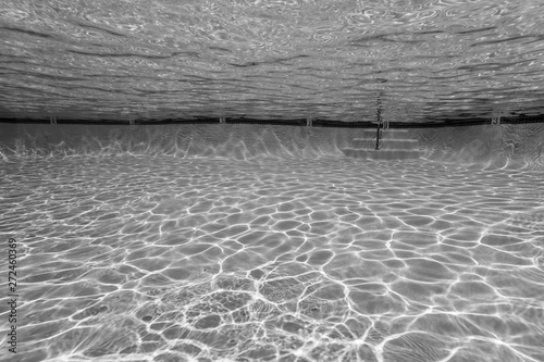 Black and white underwater ...