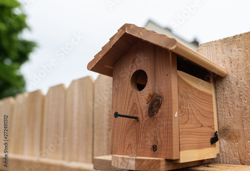 Stampa su tela birdhouse is empty and waits for visitors