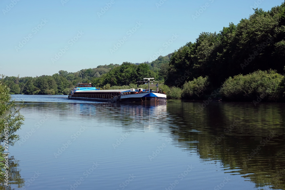 Obraz premium Binnenschiffer