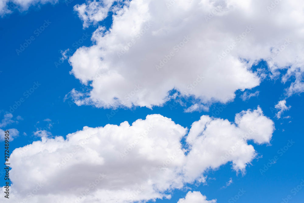 Blue sky and white could. Blue sky and white could.