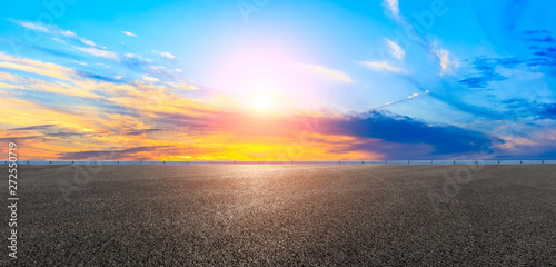 Fototapeta Naklejka Na Ścianę i Meble -  Asphalt road and sunset sky,panoramic view