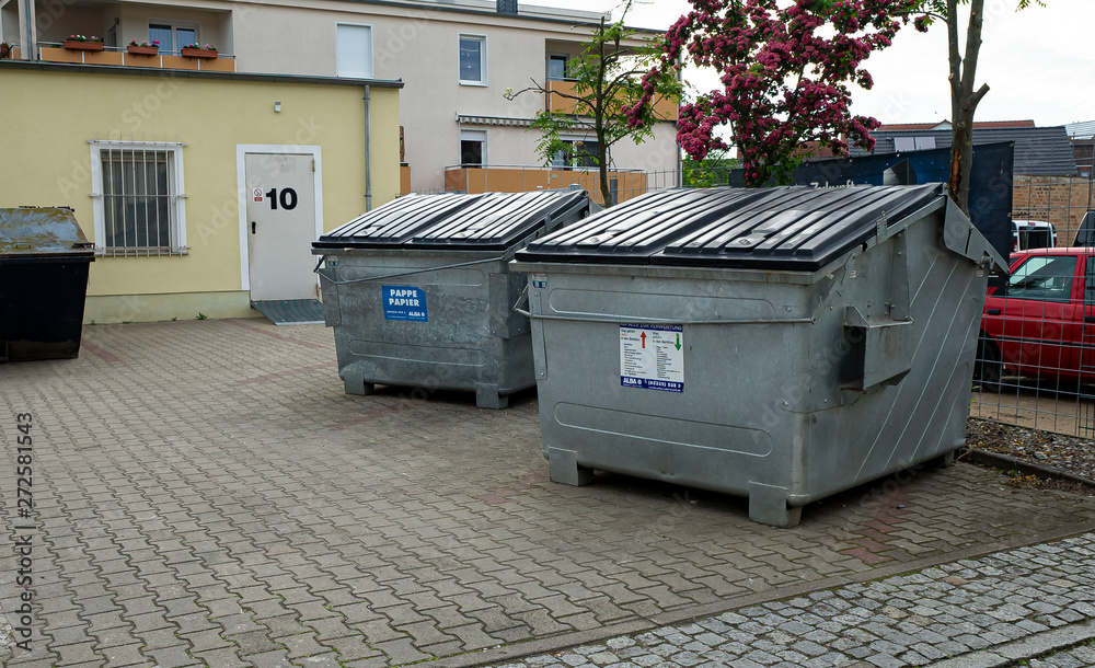 Müllcontainer