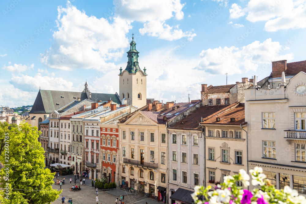 Obraz premium Lviv panoramic view from 36 Po restaurant