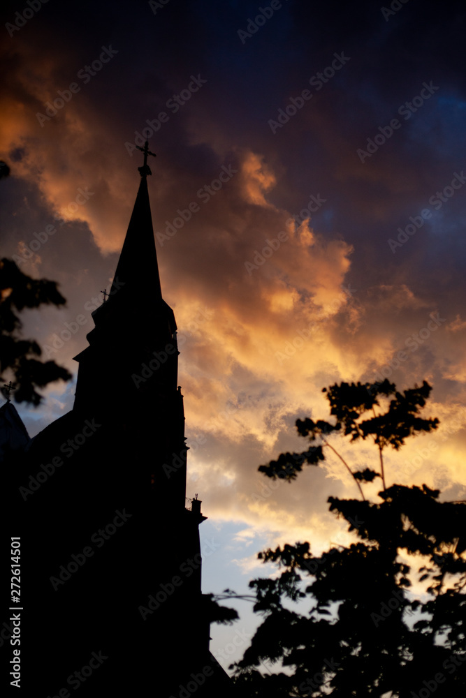 Obraz premium silhouette of an old church