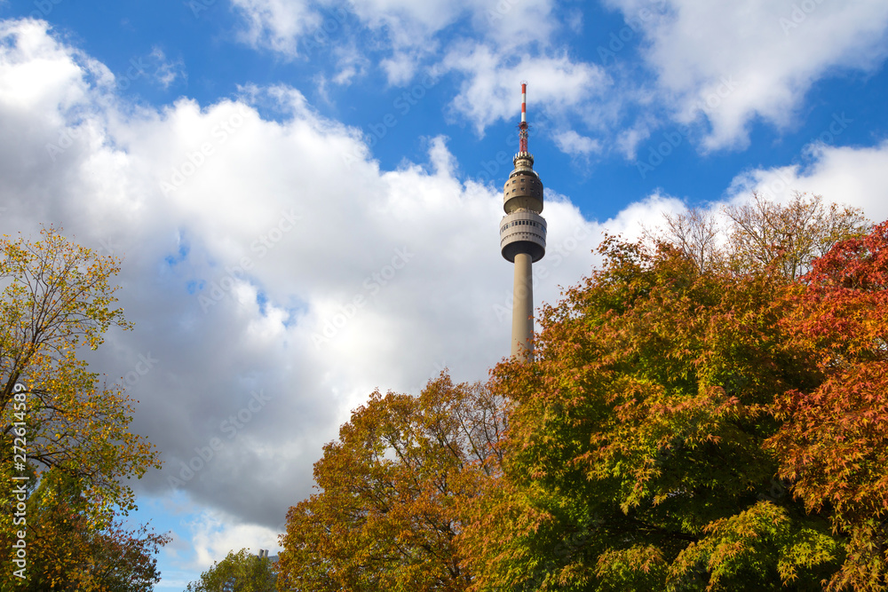 Naklejka premium dortmund germany tv tower autumn architecture