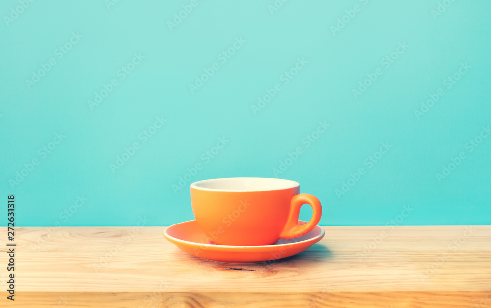 Inspiration creativity concepts with a cup of coffee on wood bar table background - obrazy, fototapety, plakaty 