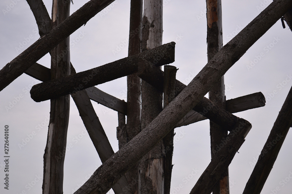 mirador, tour de guet en bois pour chasseurs, structure en bois, Alsace, France mirador, tour de guet en bois pour chasseurs, structure en bois, Alsace, France