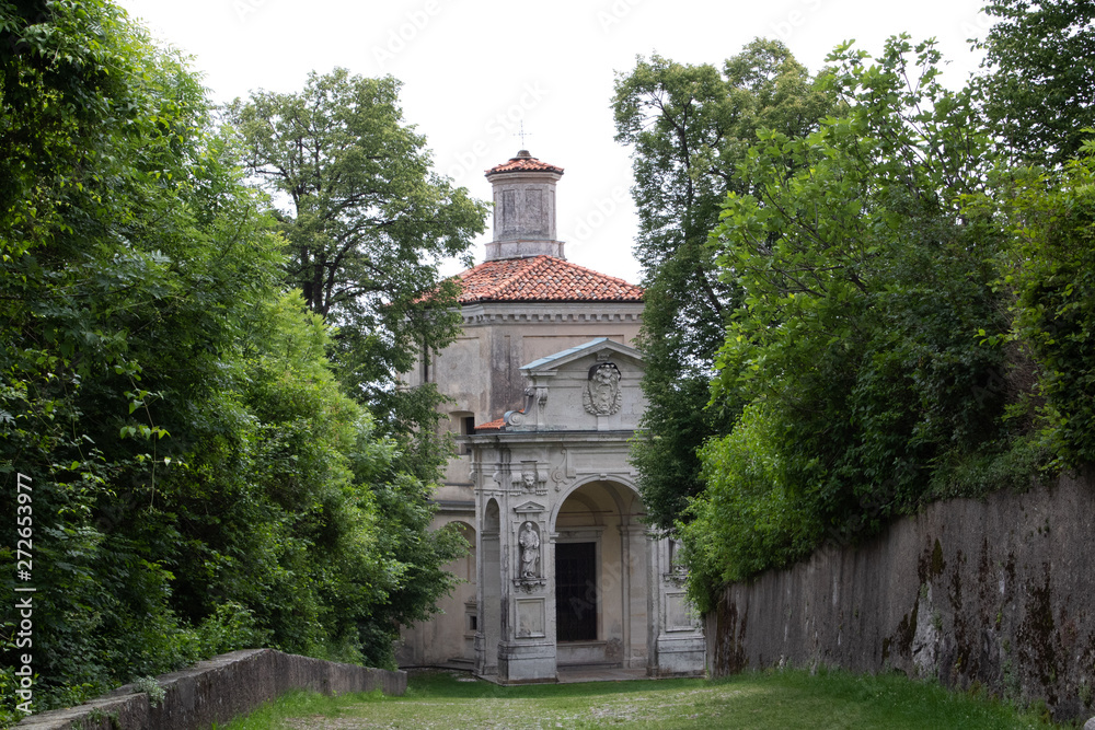 Sacro Monte Varese pilgrims in religious areas Sacro Monte Varese pilgrims in religious areas