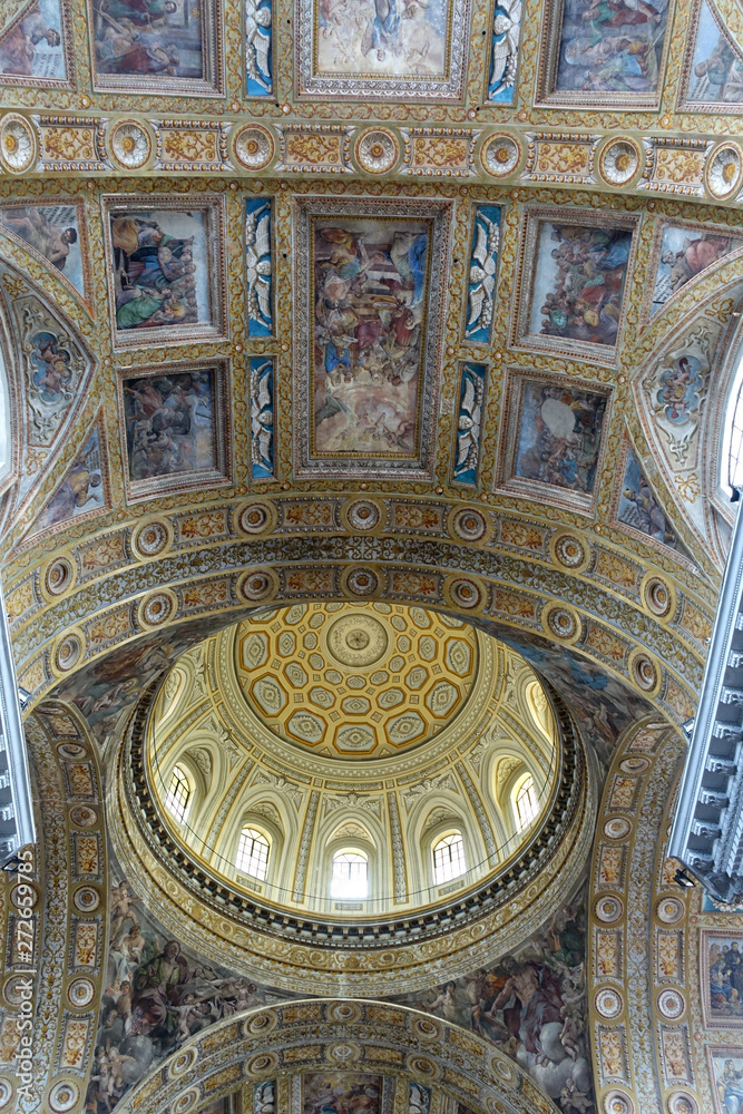 Obraz premium Intérieur de la basilique Gesu Nuovo