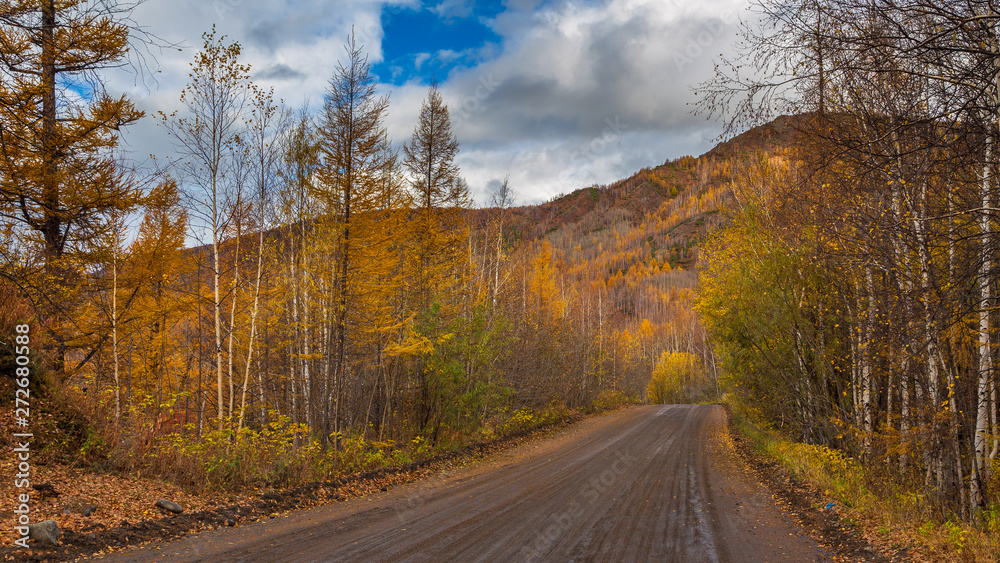 Fototapeta premium Unnamed, gravel road on Peninsula Kamchatka, Russia.