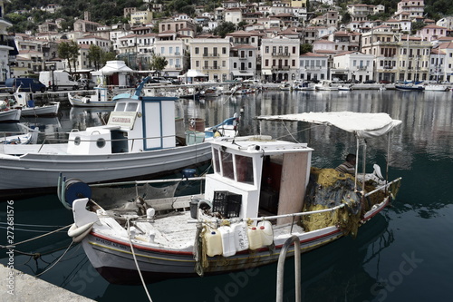 boats in the harbor © Panos