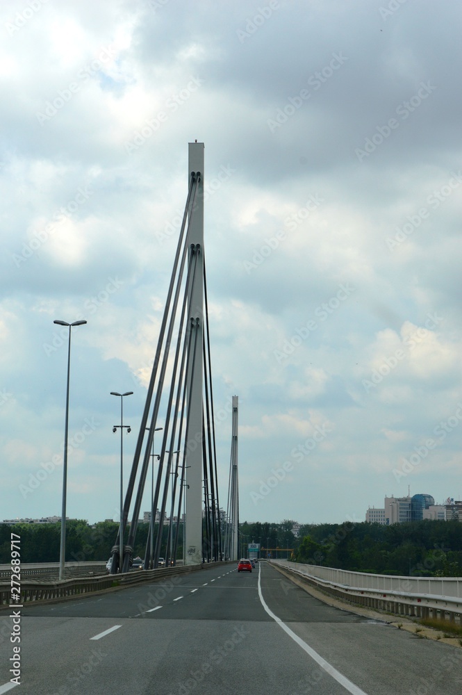 a big metal bridge in the city