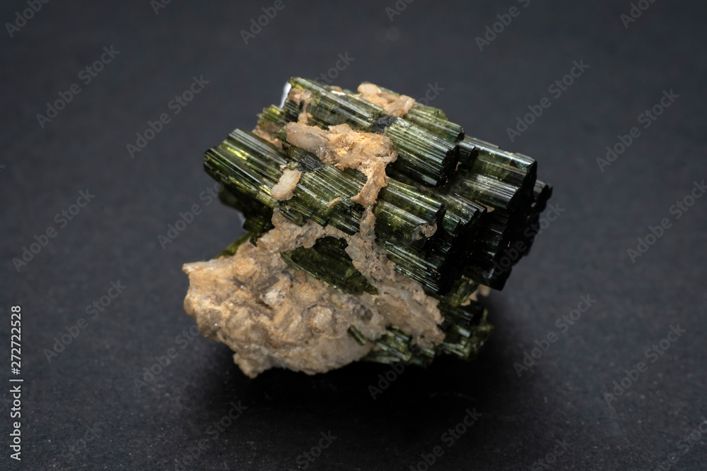 Ταπετσαρία Piece of Tourmaline mineral from Brazil
