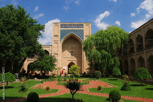 中央アジア シルクロードの旅 ウズベキスタン タシケント バラク・ハン・メドレセ