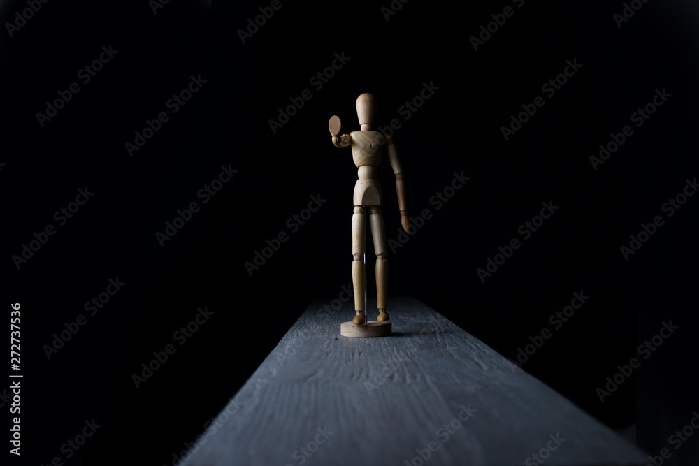 Maniquí de dibujo con emociones Maniquí de dibujo con emociones