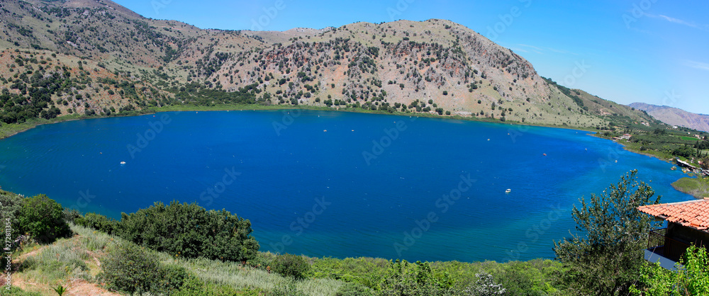 Kournas See, natürlicher Süßwassersee, Insel Kreta, Griechenland, Europa, Panorama