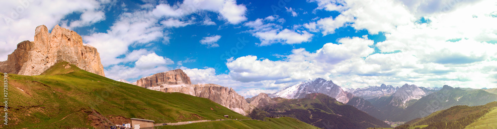 Dolomiti al Passo Sella