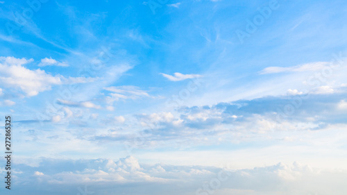 Fototapeta Naklejka Na Ścianę i Meble -  panoramic view of blue sky with clouds in summer
