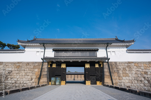 京都　二条城の東大手門　 photo