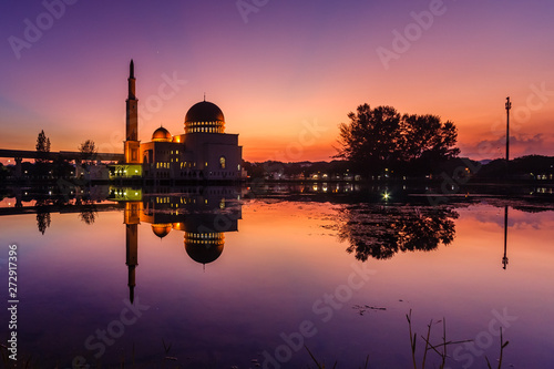 sunrise at as-salam mosque puchong, malaysia