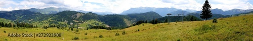 Ausblick auf Berglandschaft im Kosovo
