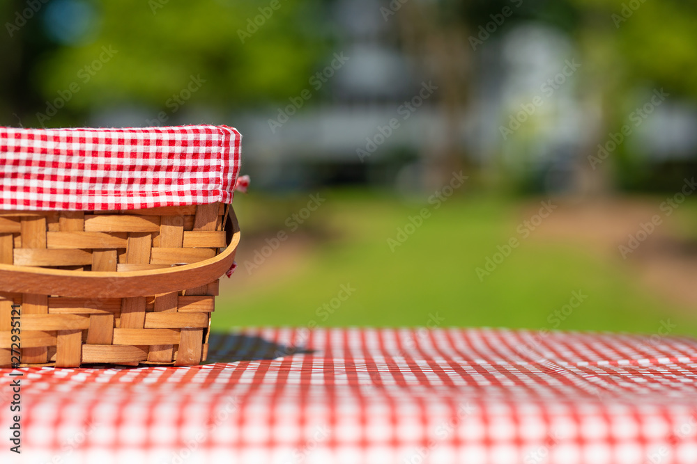 picnic basket checkered with picnic tablecloth picnic basket checkered with picnic tablecloth