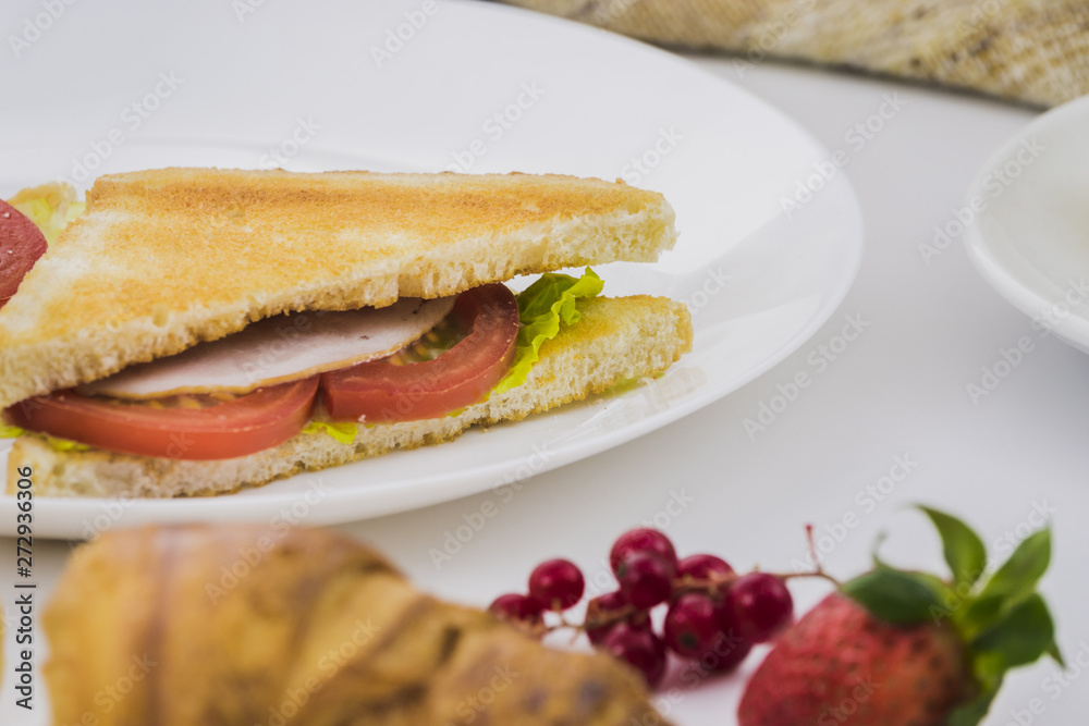Breakfast with vegetable sandwich Breakfast with vegetable sandwich