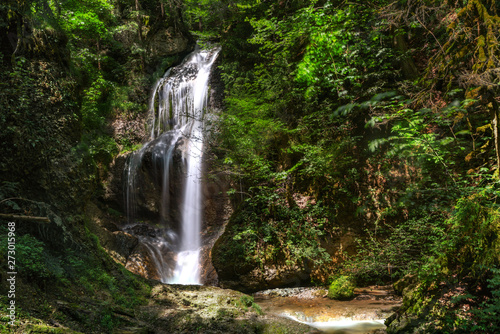 Fototapeta Naklejka Na Ścianę i Meble -  Wasserfall im Falltobel Niedersonthofen