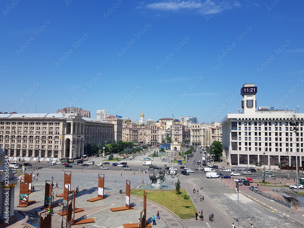 street Khreshchatyk and Independence Square in Kiev