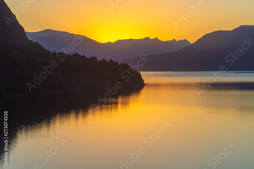 sunset on lake © gusariase
