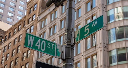 5th ave and W40 corner. Green color street signs, Manhattan New York downtown © Rawf8