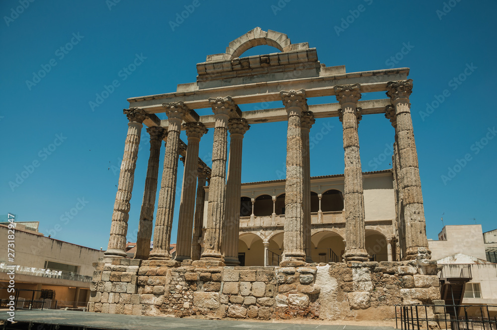 Fototapeta premium Marble columns in the Temple of Diana at Merida