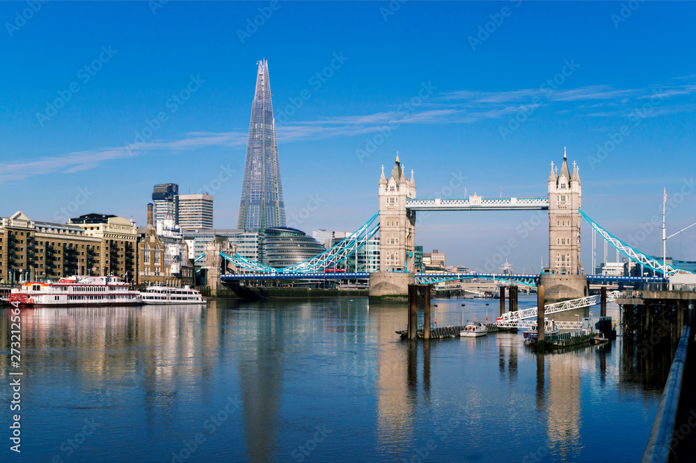 Naklejka premium Wielka Brytania, Anglia, Londyn, Tower Bridge