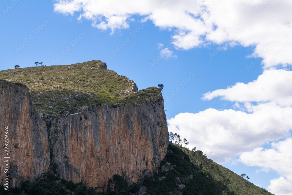 Great rock deformation in Chulilla, Valencia